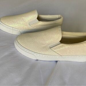 NWT Toandon Little Girls Slip-on Glitter Shoes. Size 13